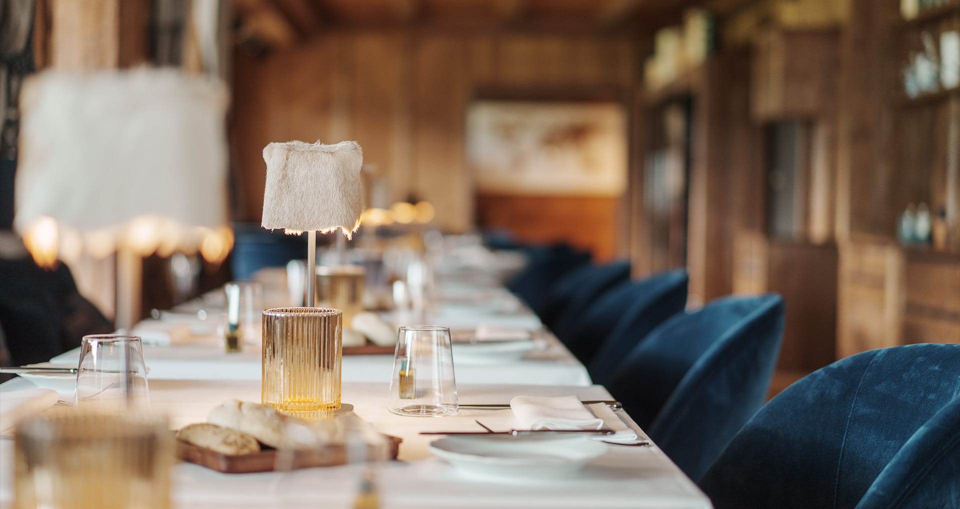 Tavolo ristorante apparecchiato Casa Guargnè