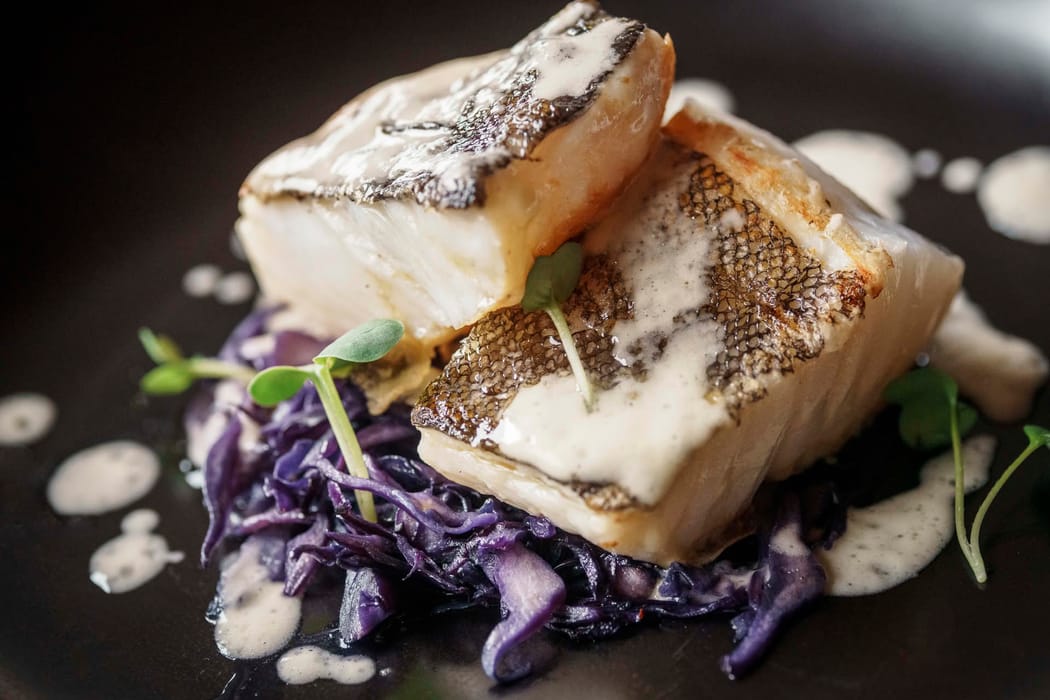 Dettaglio secondo piatto di pesce ristorante Casa Guargnè